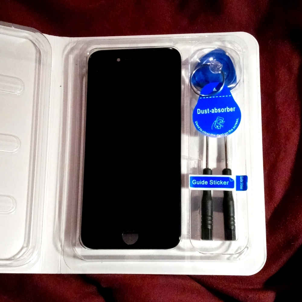 Screen Replacement for iPhone - Picture 2 of 4